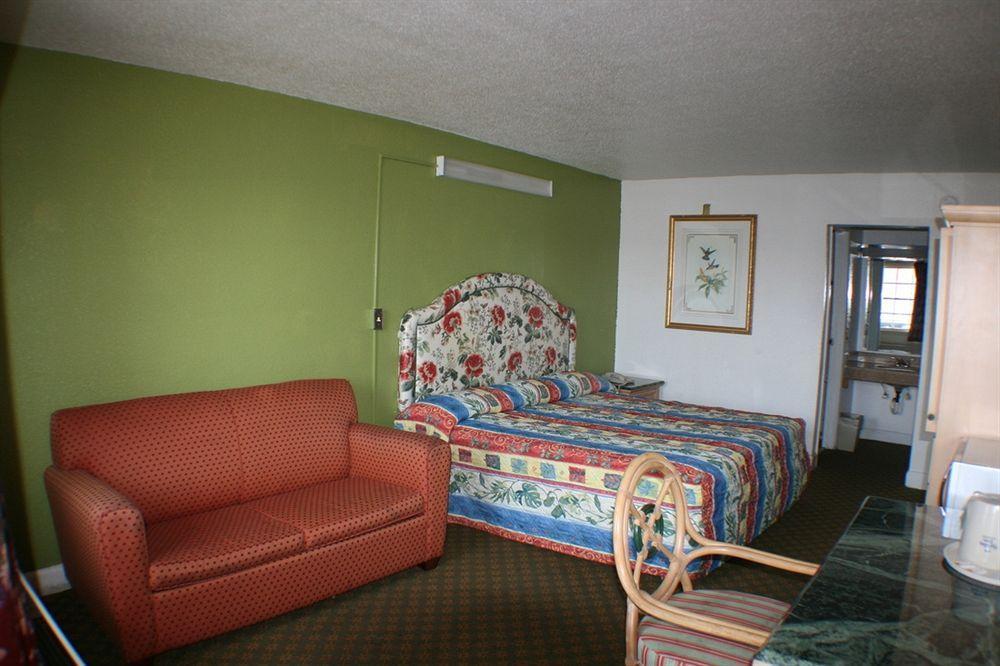 Budget Inn - Charlotte Extérieur photo